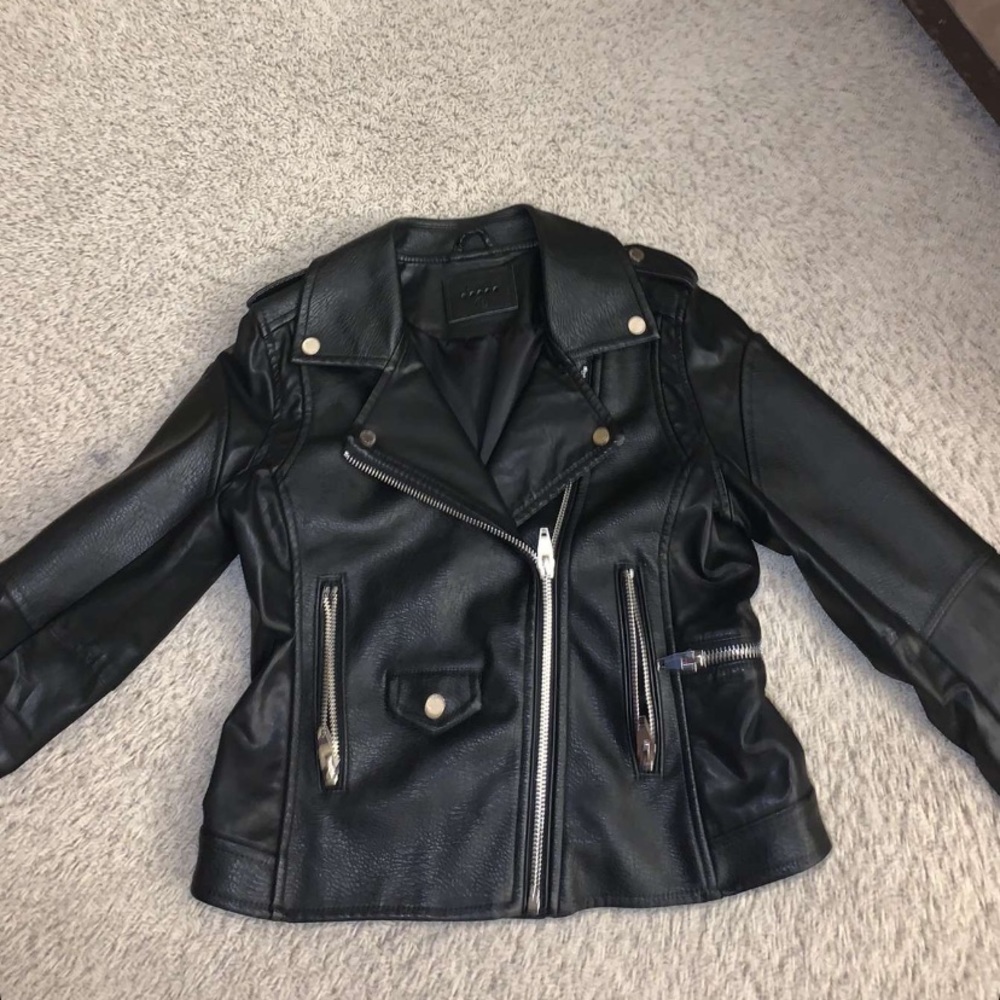 Trendy Leather Jacket
